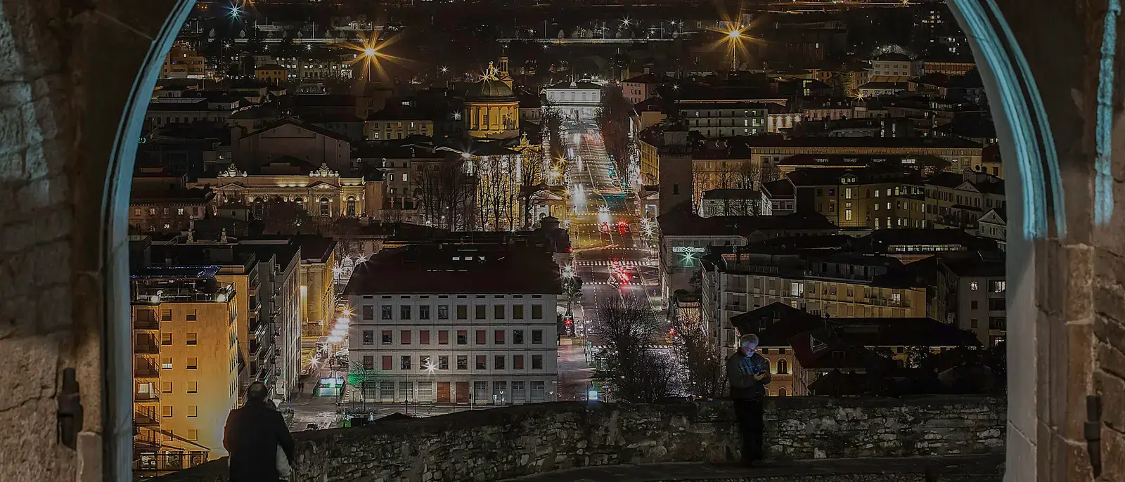 Bergamo vista dall'alto: Citta Alta e le mura venete